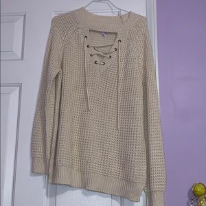 NWOT Francesca’s sweater